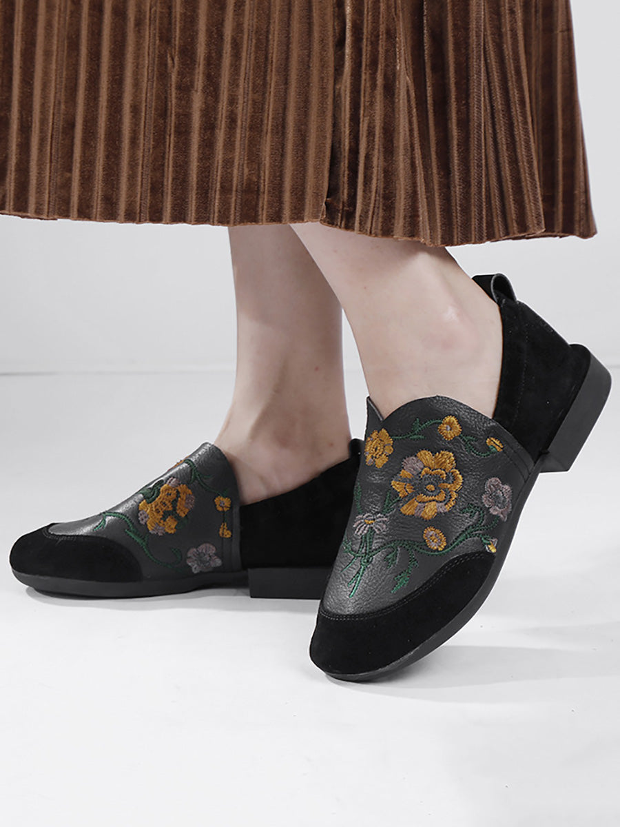Ethnic Autumn Embroidery Leather Low Heel Shoes