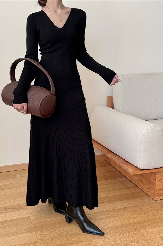 Vintage Knit Fitted Mermaid Hem Maxi Dress