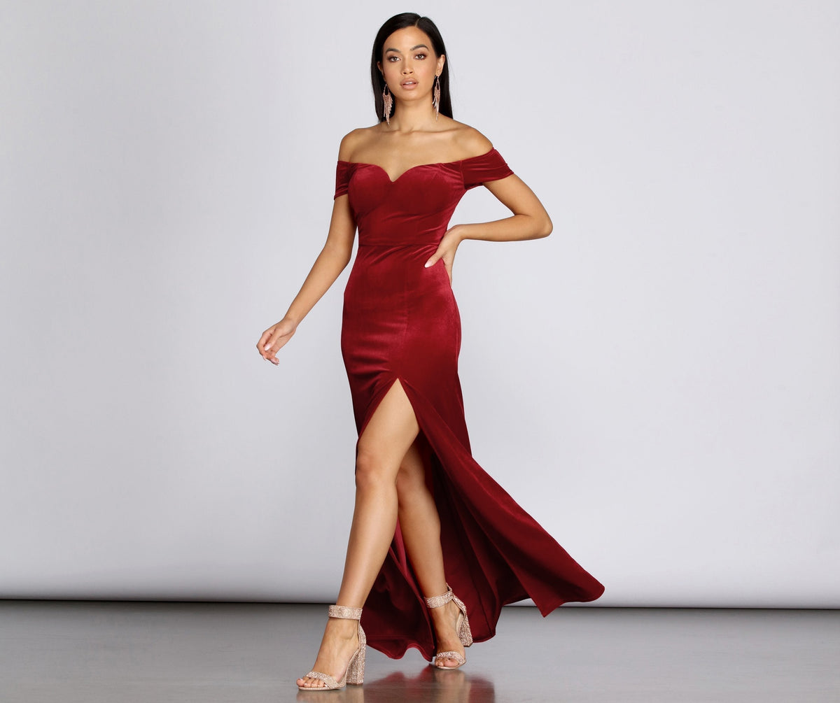 Velvet Off Shoulder Sweetheart High Split Mermaid Maxi Gown - View 2