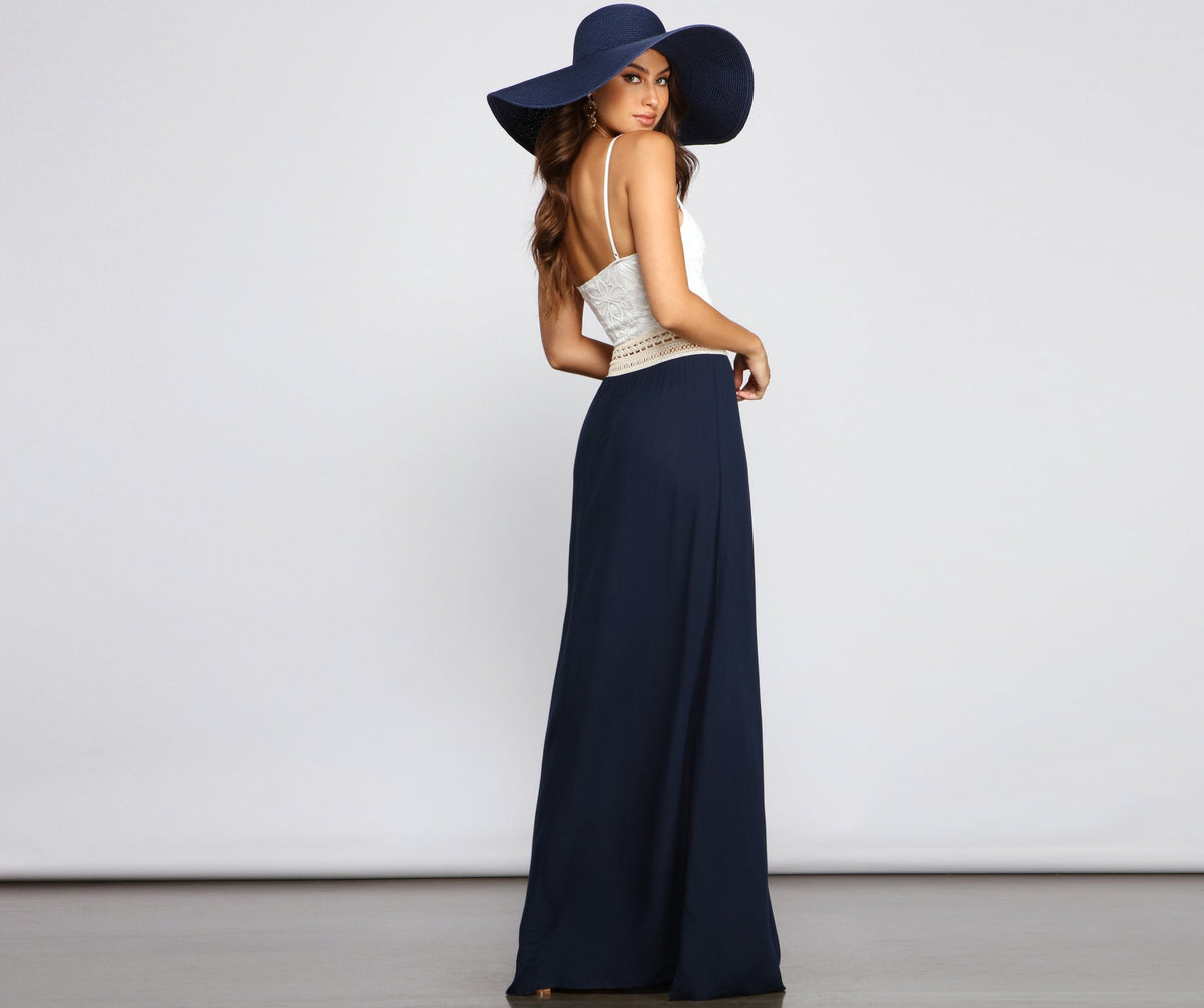 Lace V-Neck Sleeveless Maxi Gown