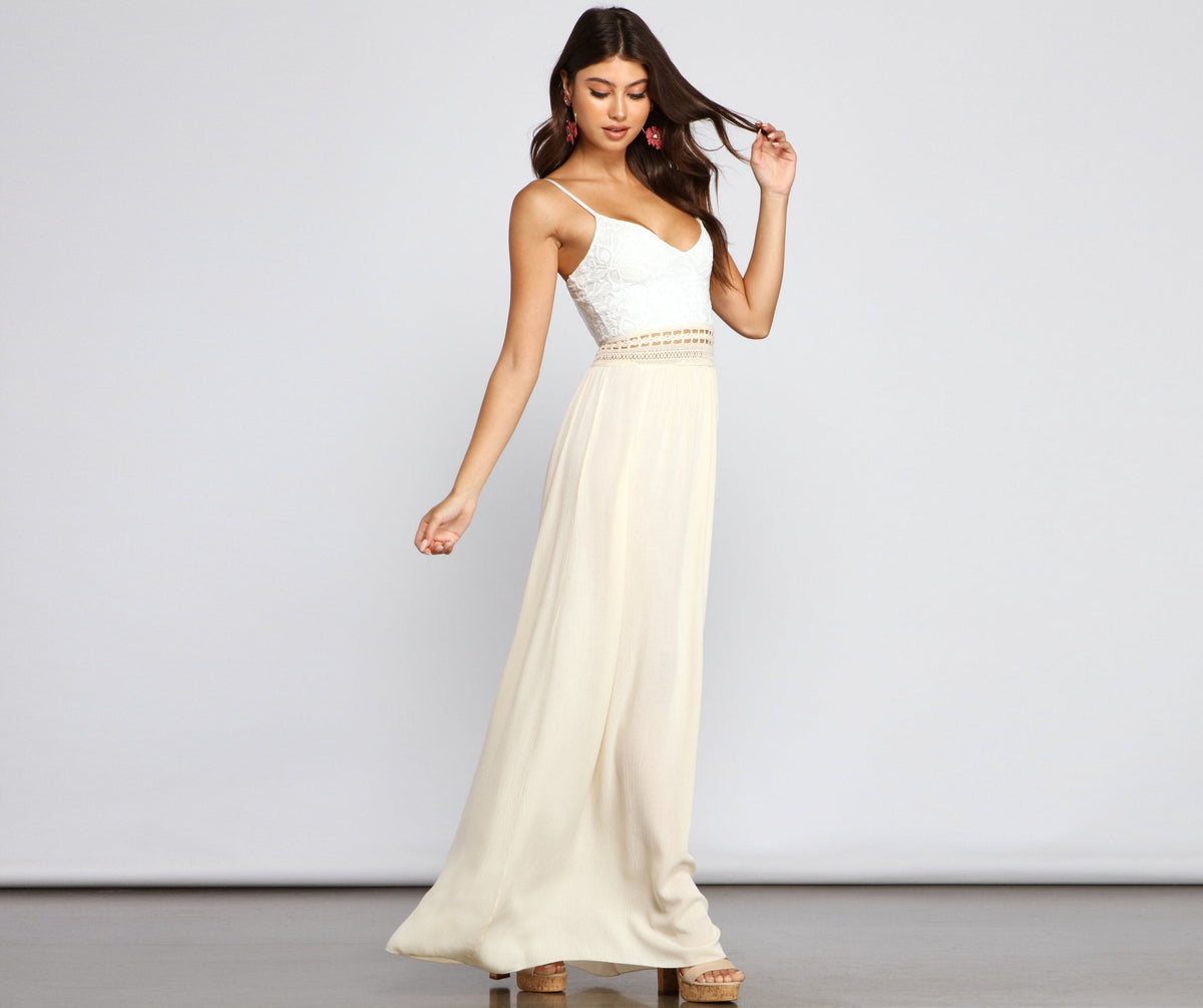 Lace V-Neck Sleeveless Maxi Gown