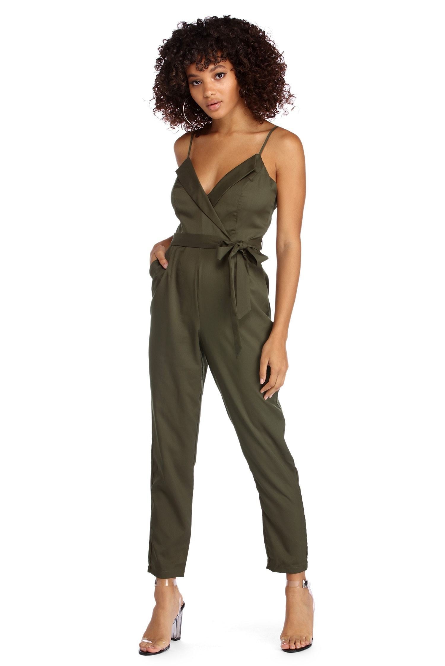 Classic Chic Tapered Jumpsuit - Fashionpara
