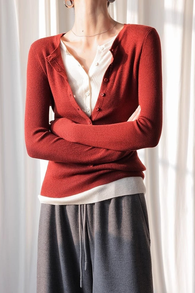 Layered Collar Slim Knit Top