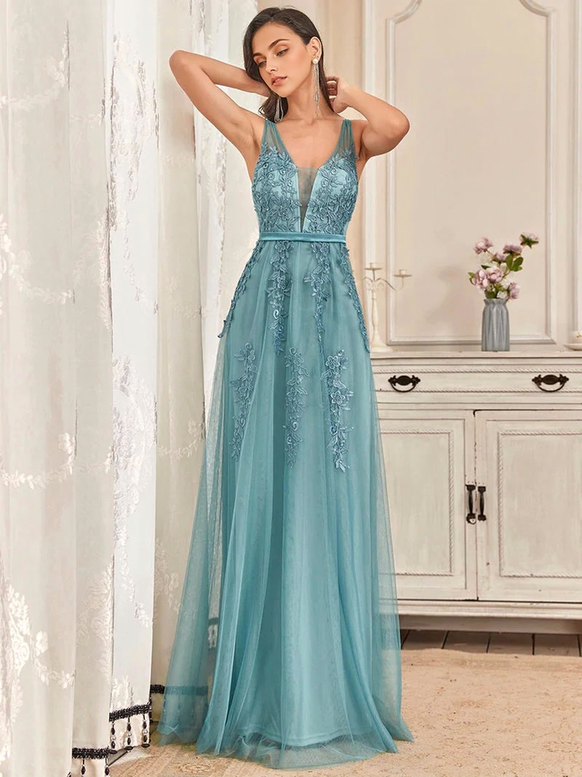 Long Lace Beading V-neck Sleeveless Backless Prom Dresses