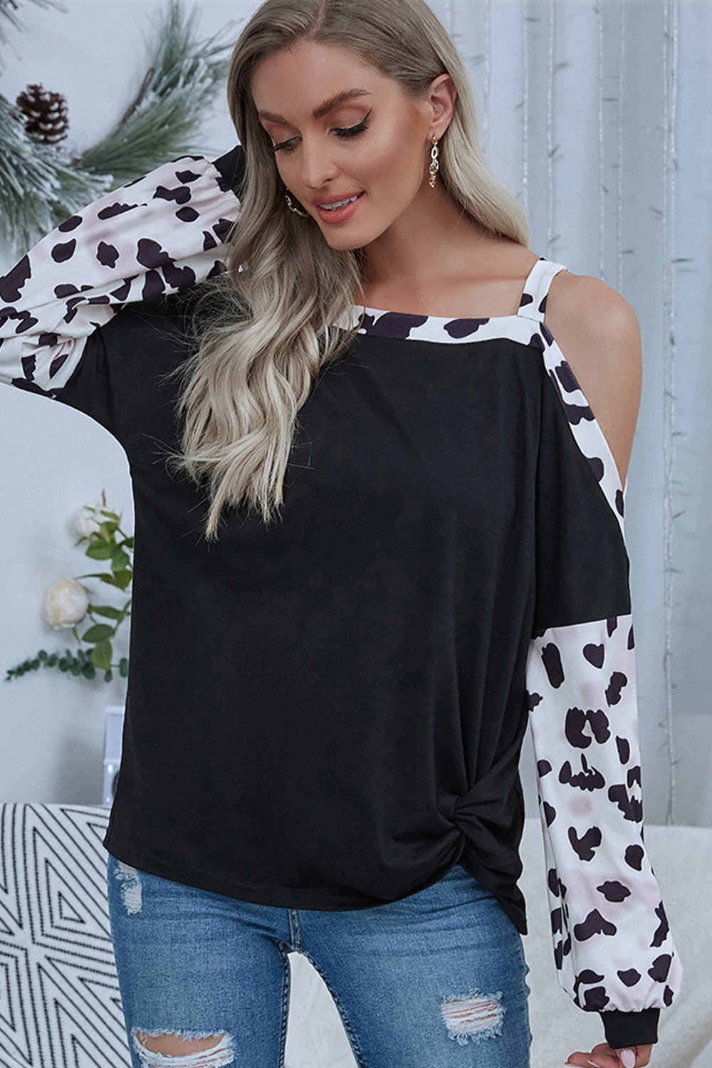 Leopard Print Panelled Side Off-Shoulder T-shirt