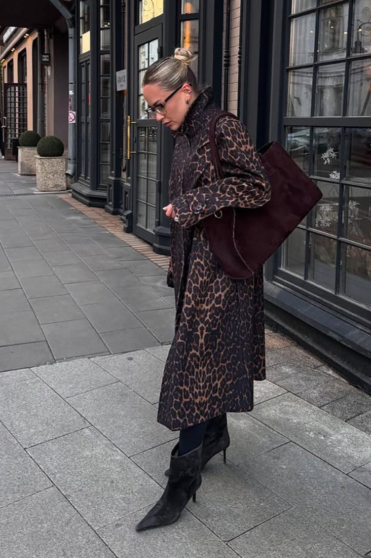 Chic Leopard Print Long Trench Coat for Stylish Elegance