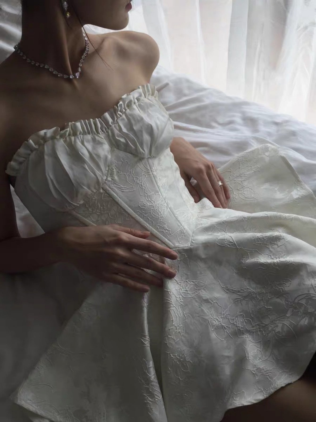 White Lace Jacquard Strapless Sexy Short Graduation Dress - Fashionpara