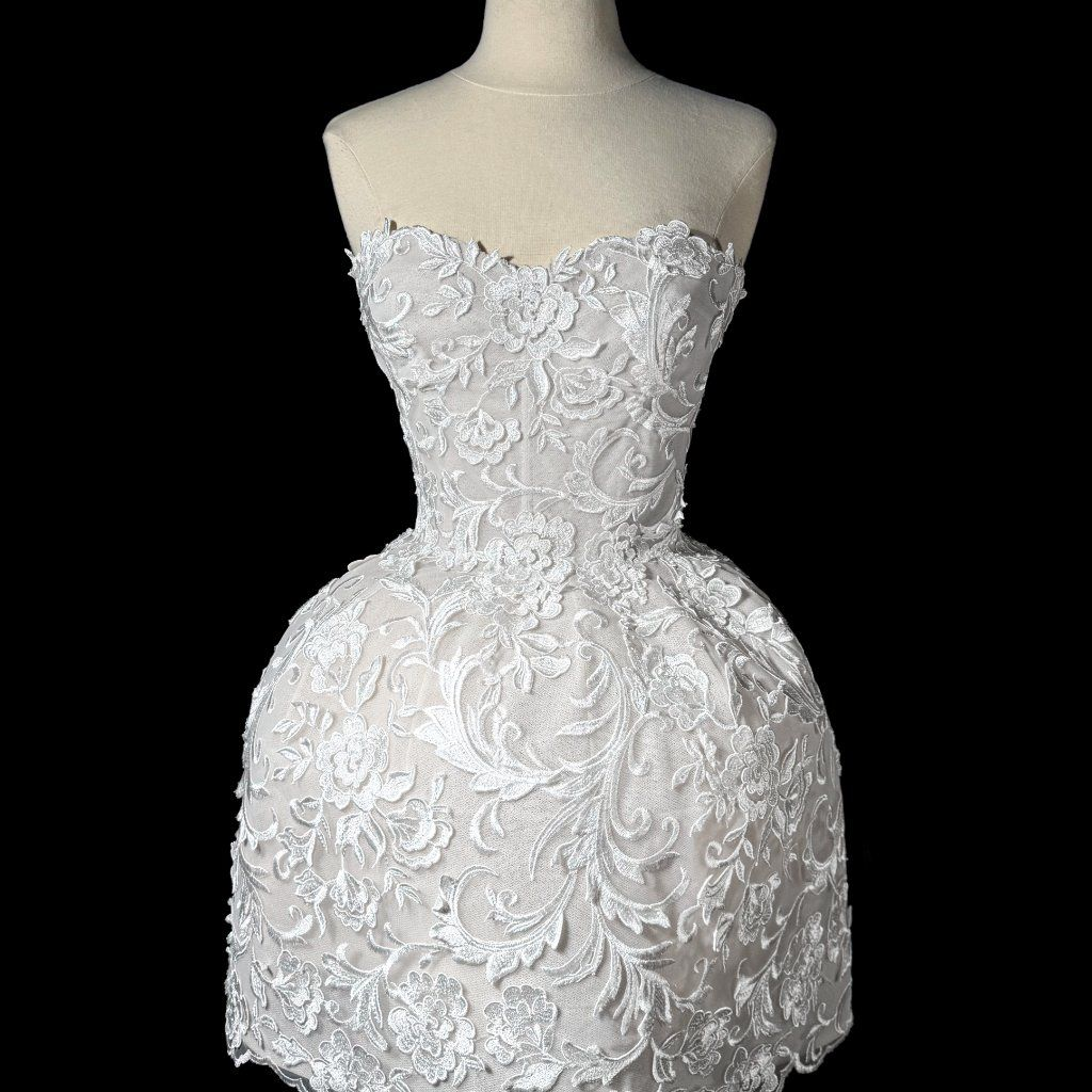 Classy Strapless White Lace Appliques Short Birthday Dress Formal Homecoming Dress D509