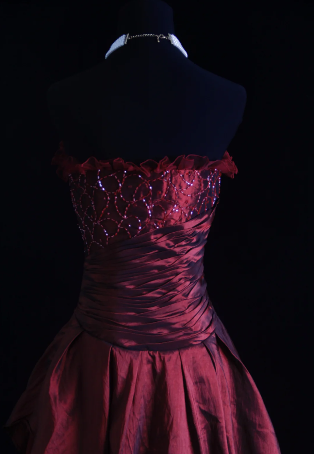 Vintage Burgundy Strapless Satin Tulle Beaded A Line Long Evening Dress Birthday Prom Gown D1662