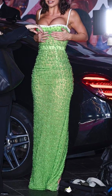 Gorgeous Spaghetti Straps Mint Green Tulle Beaded Mermaid Party Dress Long Evening Dress D960