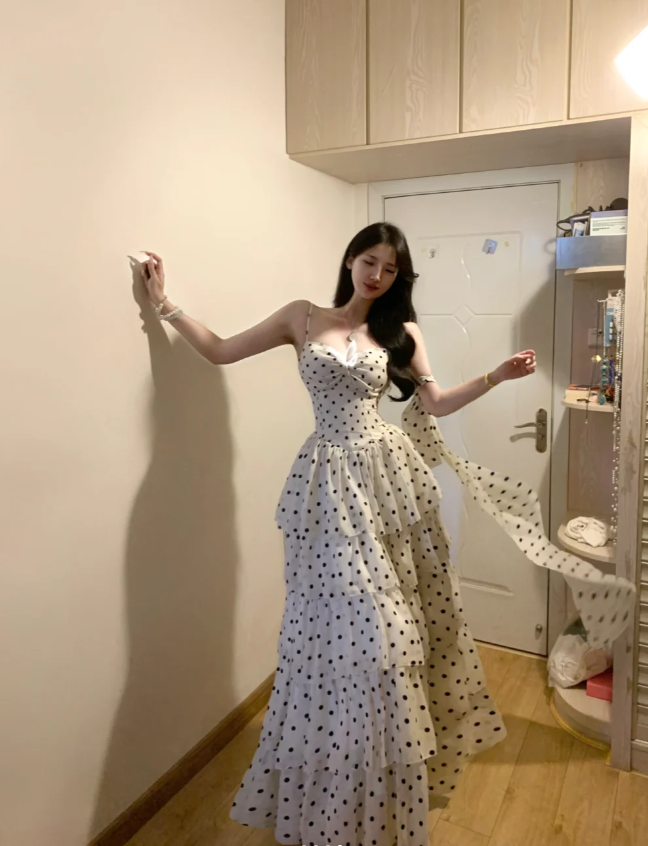 Cute Spaghetti Straps White Chiffon Dot Layered A Line Long Prom Gown Formal Birthday Party Dress D847