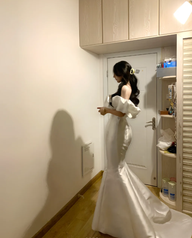 Elegant Off The Shoulder White Satin Mermaid Party Gown Long Wedding Guest Dress D846