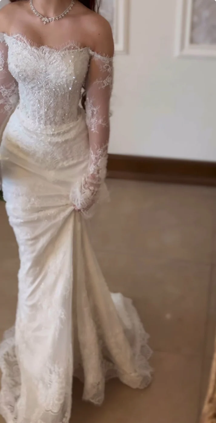 Mermaid Long Sleeve White Sequin Lace Wedding Dress