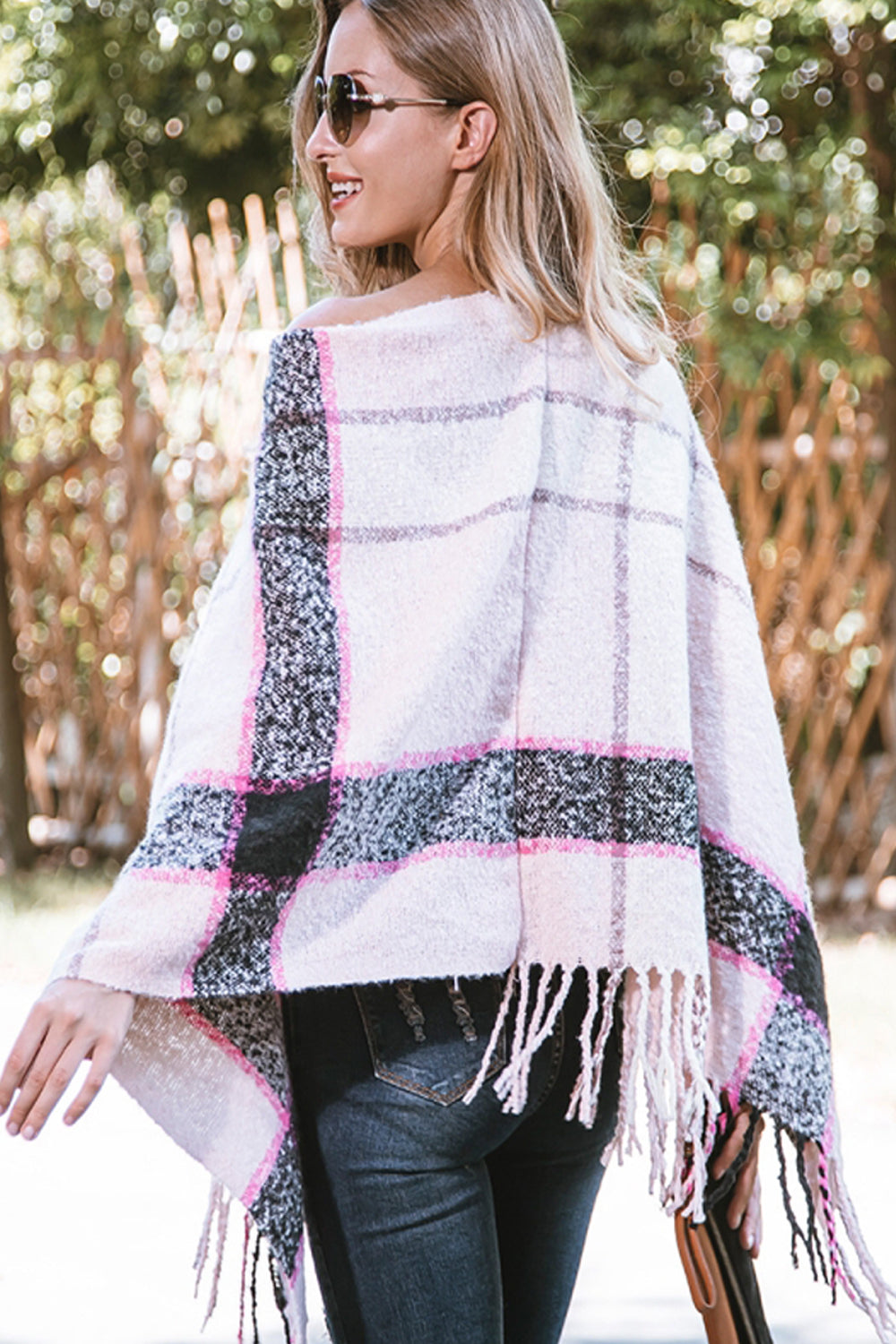 RadyRin V-neck Irregular Tassel Sleeveless Sweater Cloak