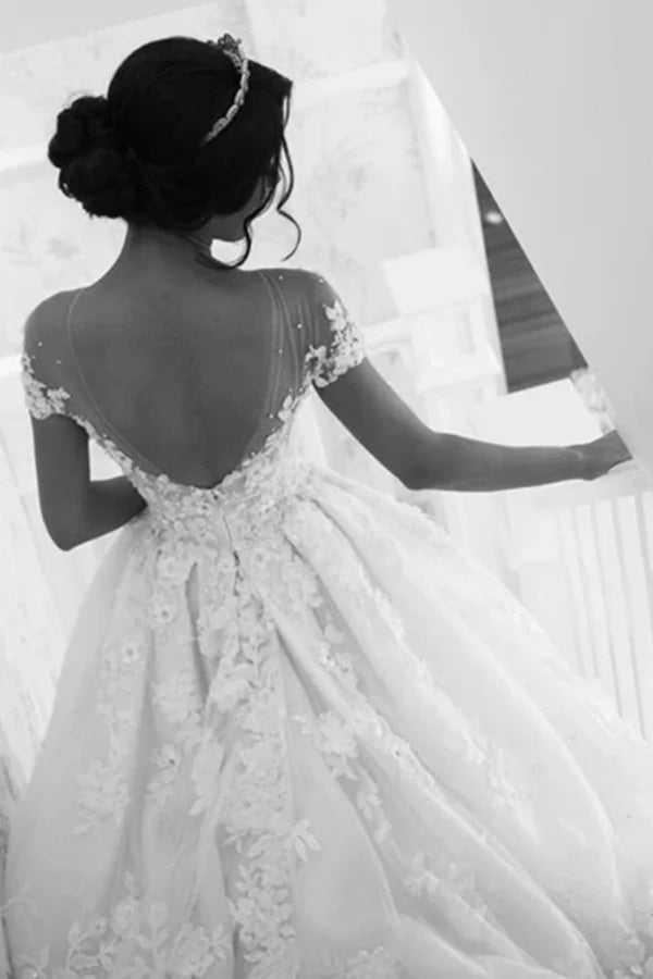 Gorgeous Wedding Dresses Jewel Beading Appliques Wedding Dresses With Tulle