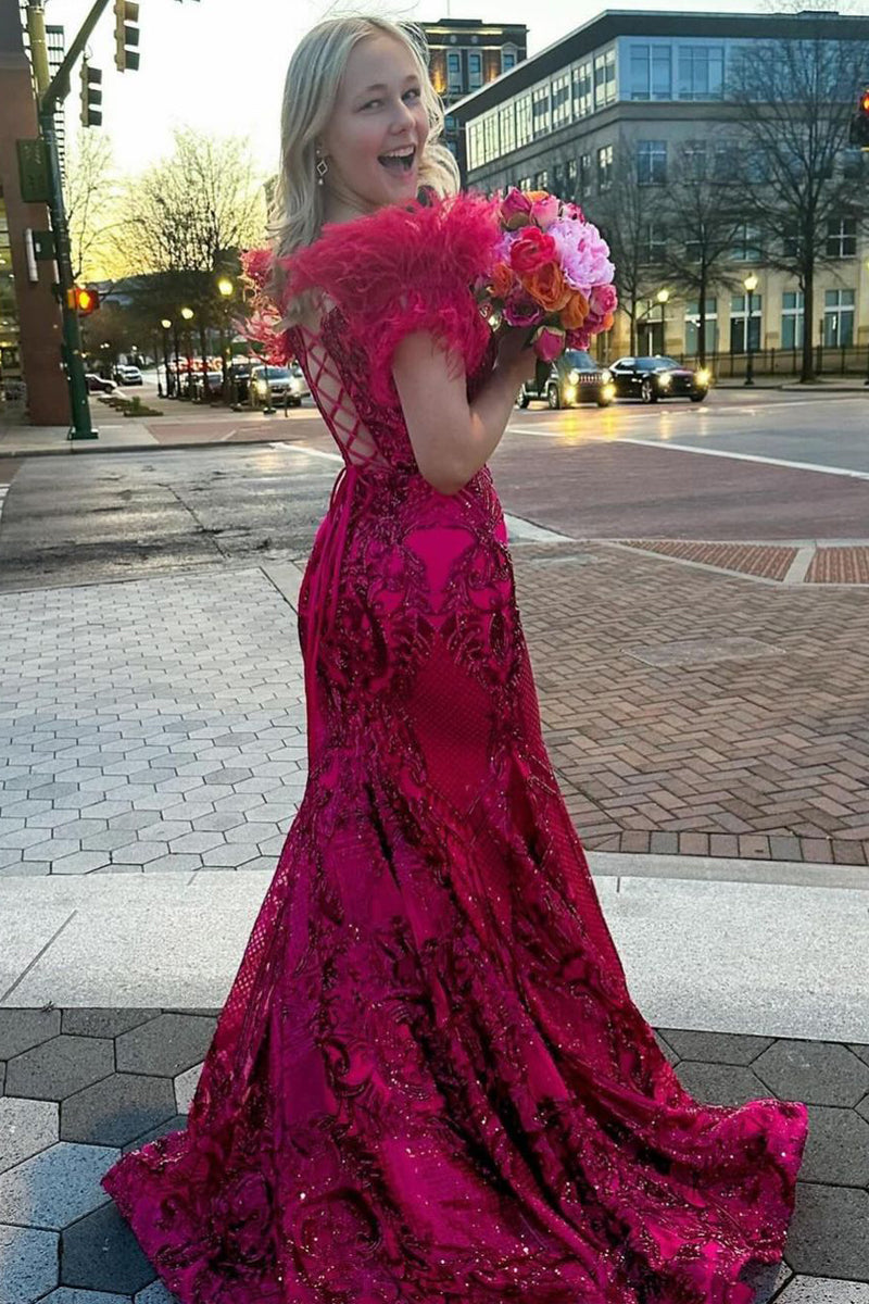 Sweetheart Sheath Prom Dress Sleeveless Slit Feather Evening Dress with Train