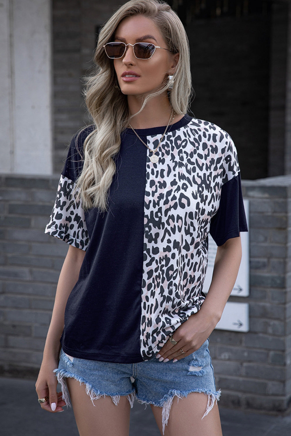Leopard Print Round Neck Short Sleeve T-shirt