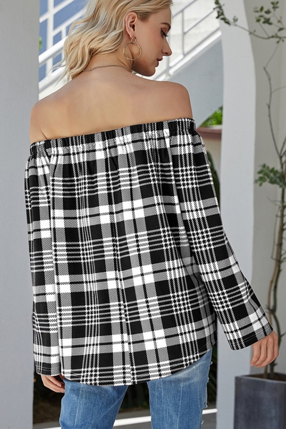 RadyRin Off-the-Shoulder Check Sweater for Effortless Style