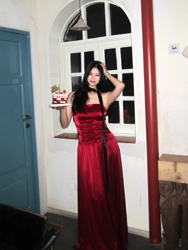 Vintage Burgundy A-line Strapless Satin Long Prom Dress Evening Dress P4129