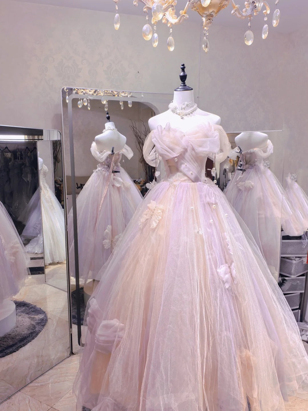 Dreamy Light Pink Off-shoulder Tulle Floor-Length Ball Gown Evening Dress P4132