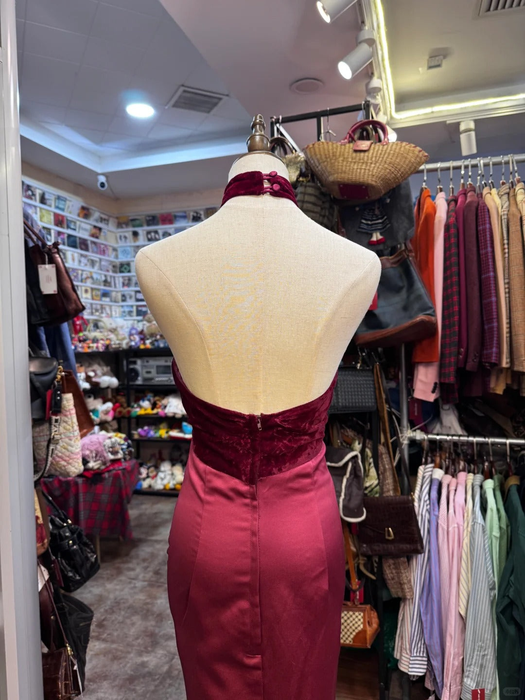 Vintage Burgundy Halter Neck Velvet Satin Long Prom Dress Evening Dress P4138