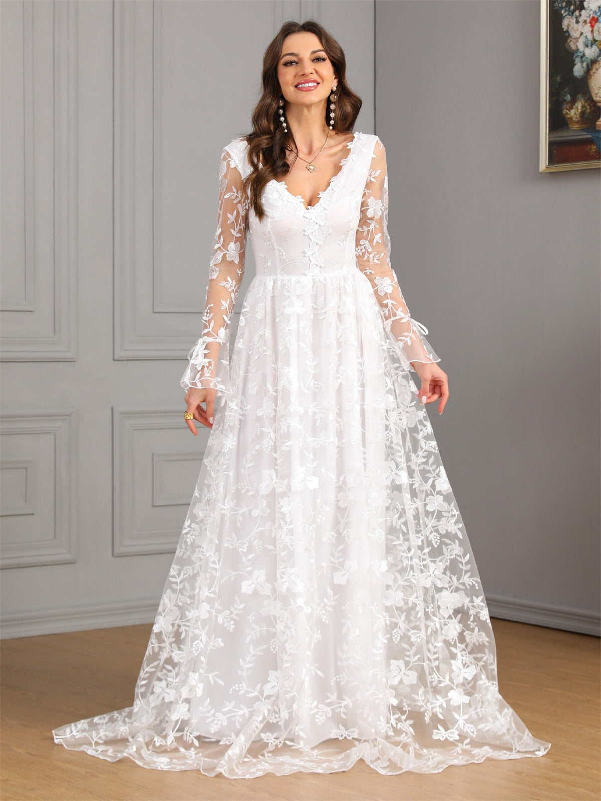 V neck Long Sleeve Backless White Large Swing Wedding Dress - View 2