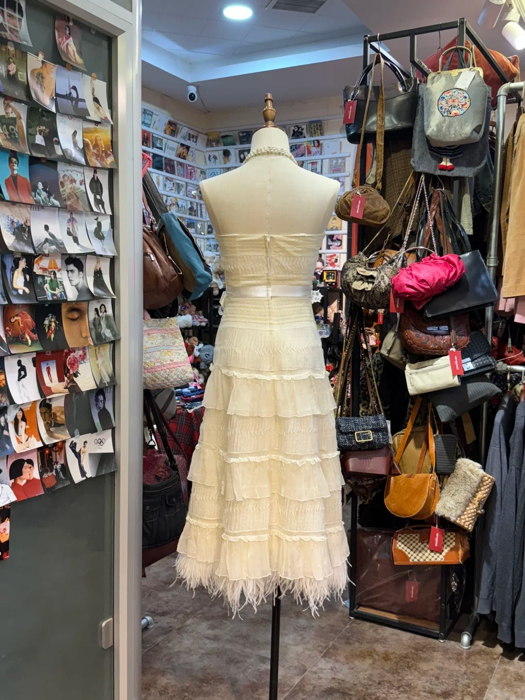 Elegant Ivory Strapless Fitted Waist Feather Lace A-line Prom Dress Evening Dress P4145