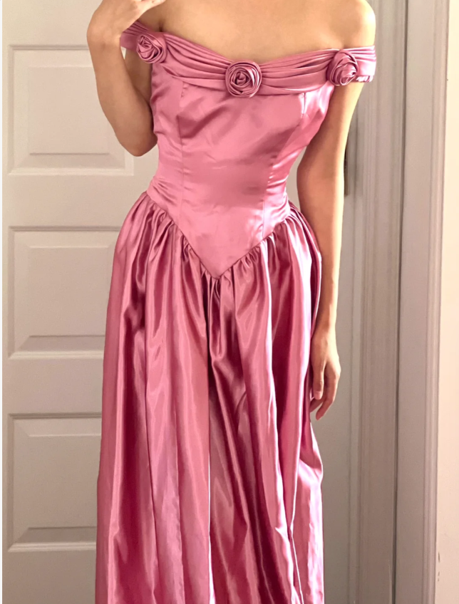 Retro Sweet Pink A-line 3D Floral Off-Shoulder Satin Long Prom Dress Evening Dress P4159