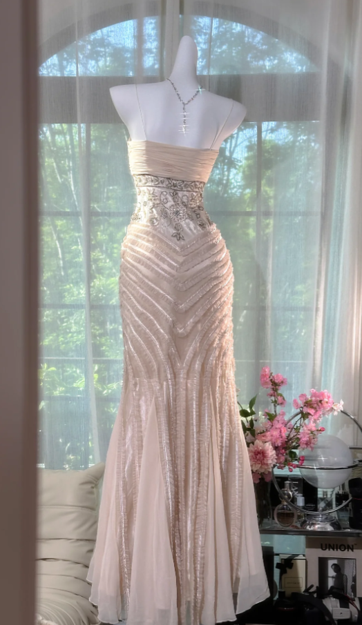 Classy Spaghetti Straps Chiffon Beaded Mermaid Evening Dress Long Party Gown D920