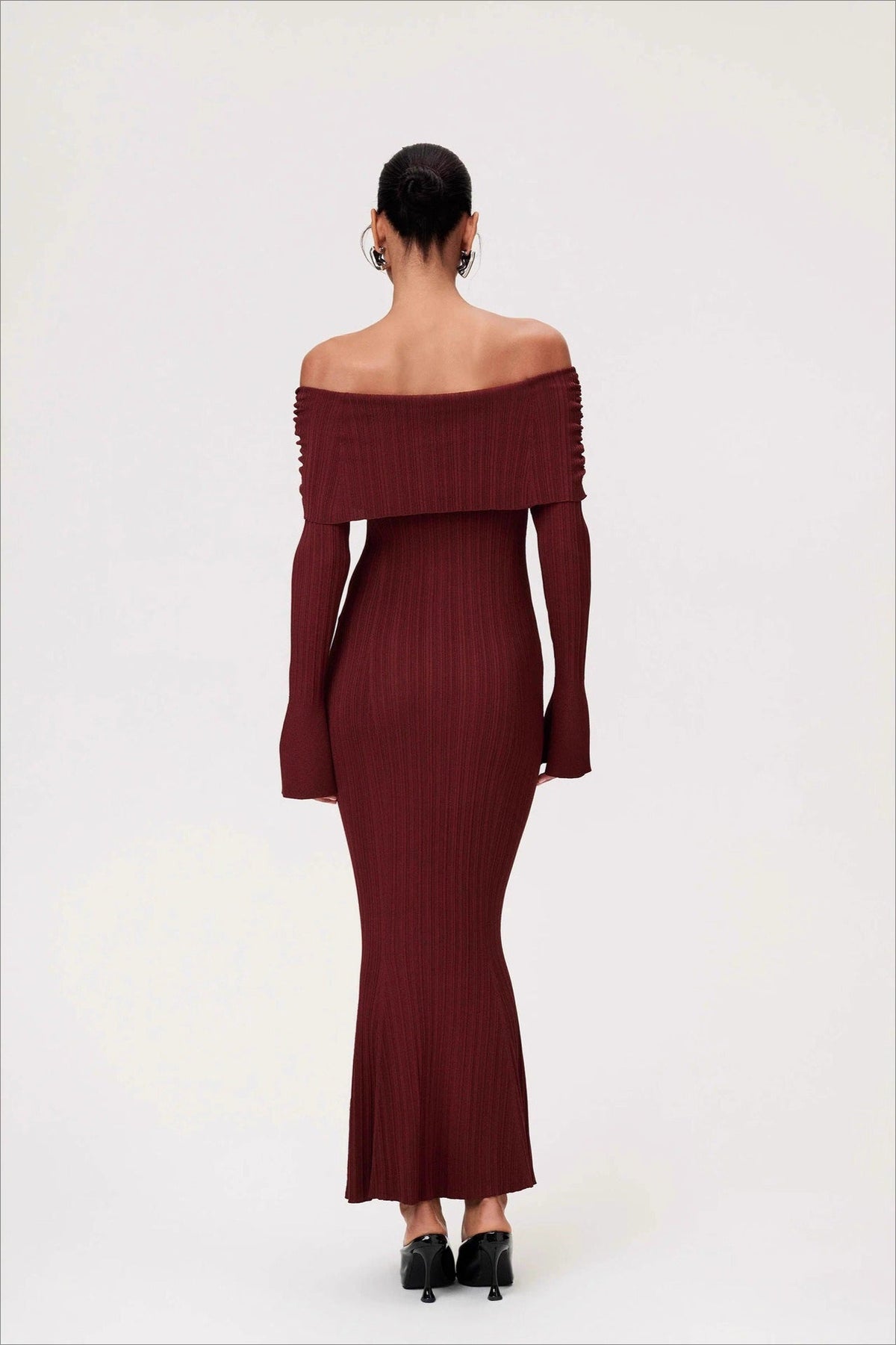 Ribbed Knit Off-Shoulder Long Sleeve Bodycon Maxi Dress