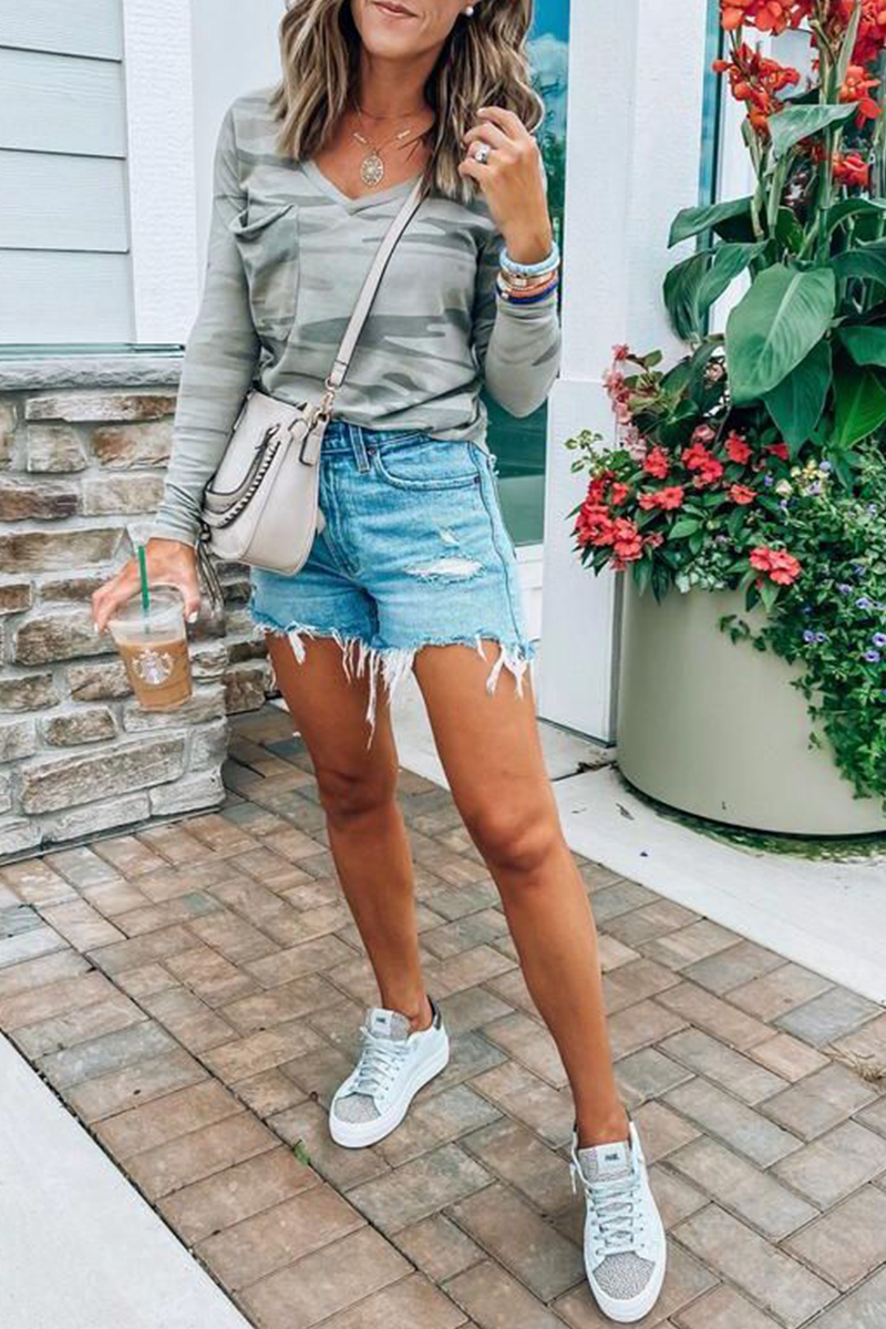 Casual Camouflage Print Patchwork V Neck Tops - Fashionpara