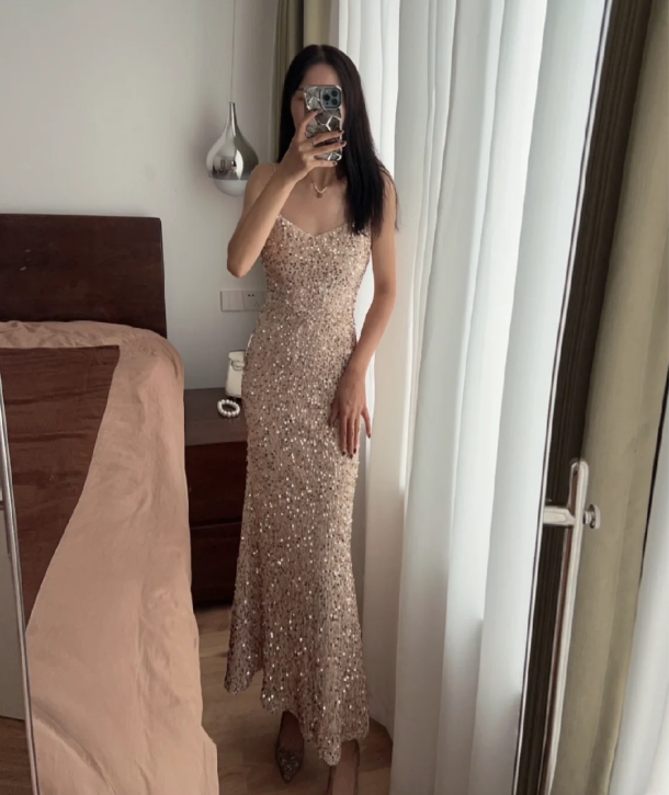 Elegant Champagne Gold Mermaid Halter V-neck Sequined Long Prom Dress Evening Dress P4166