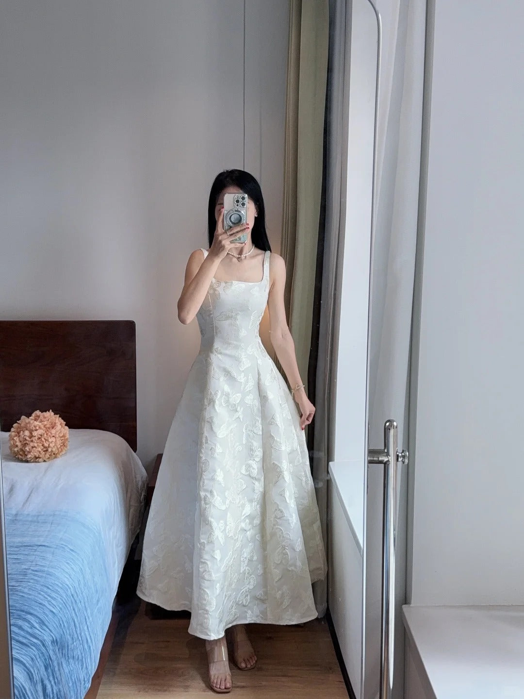 Elegant White A-line Square Neck Halter Top With Butterfly Jacquard Satin Long Prom Dress Evening Dress P4168