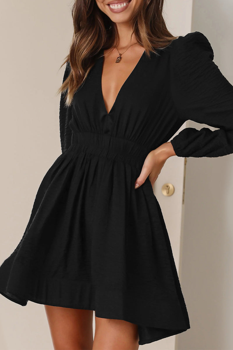 Casual Solid Fold V Neck Pleated Dresses - Fashionpara