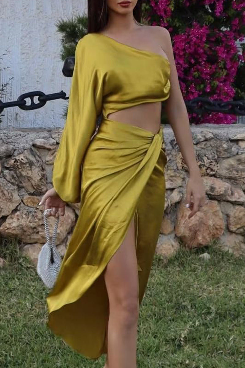 Sexy Party Solid Fold Oblique Collar Princess Dresses - Fashionpara