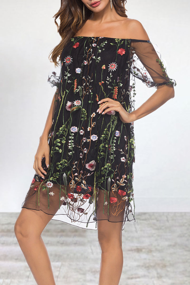 Elegant Animal Flowers Leaves Lace Embroidered Off the Shoulder A Line Dresses - Fashionpara