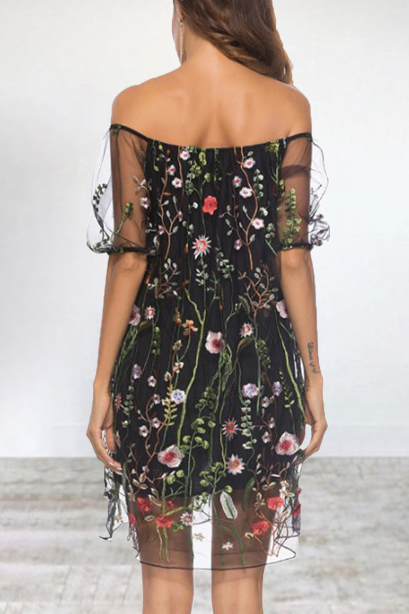 Elegant Animal Flowers Leaves Lace Embroidered Off the Shoulder A Line Dresses - Fashionpara