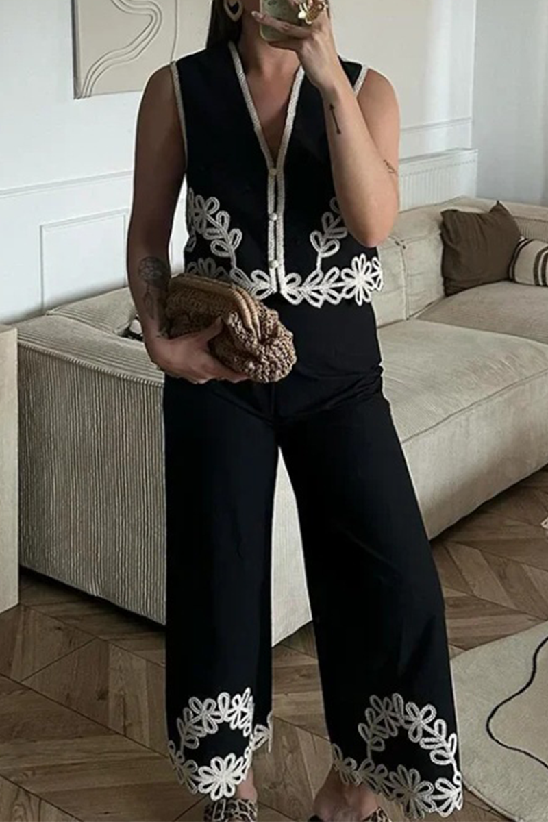 Casual Street Solid Color Embroidered Contrast V Neck Sleeveless Two Pieces - Fashionpara