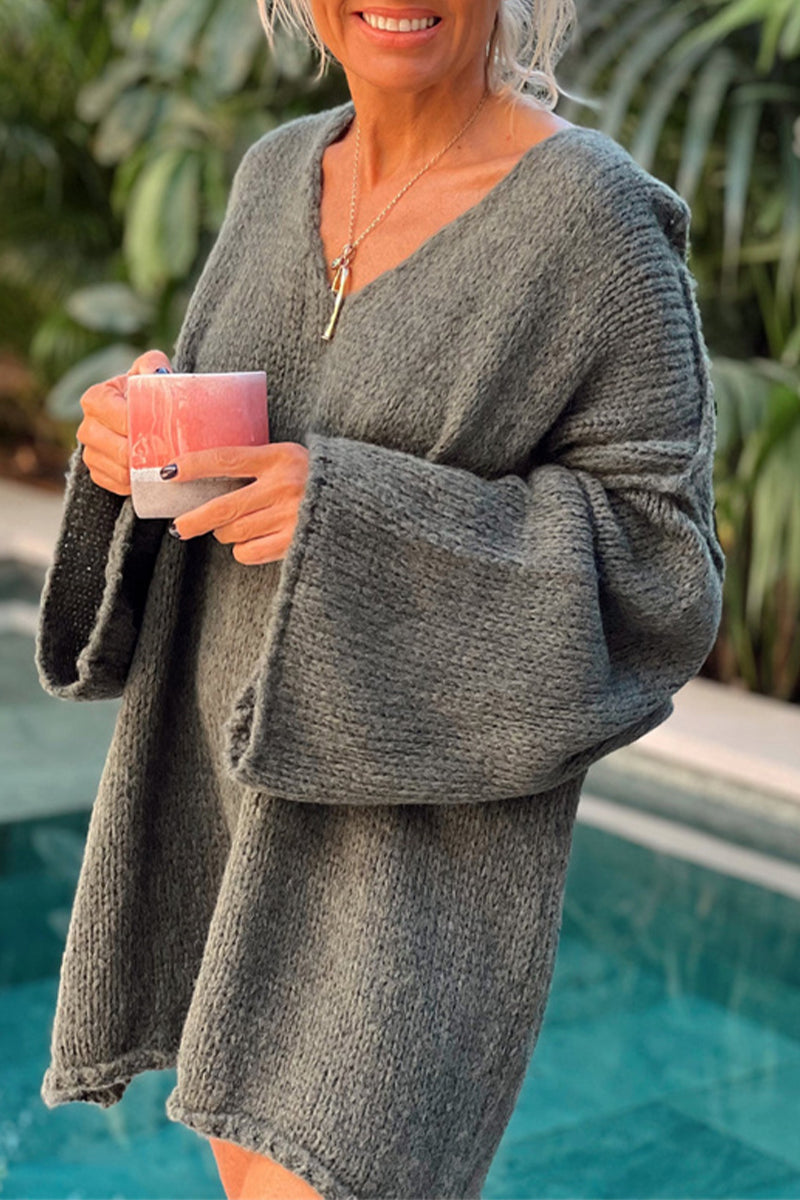 Bohonini Solid Color V Neck Sweater for Effortless Style