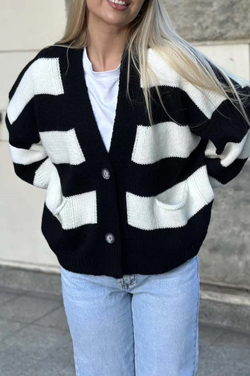 Casual V Neck Knitted Jacket with Pocket Patchwork Design