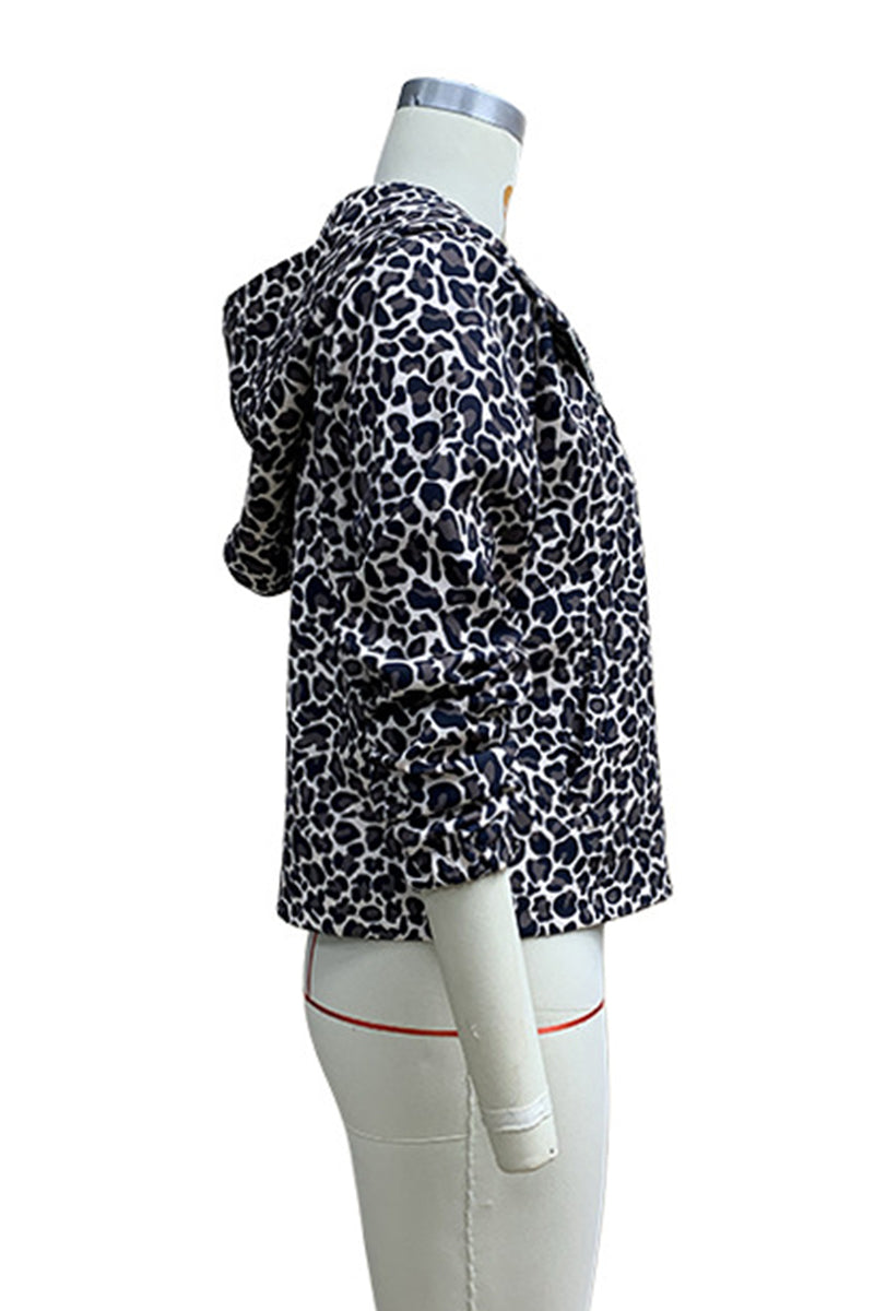 Leopard Print Hooded Zip Jacket with Stylish Pocket Details