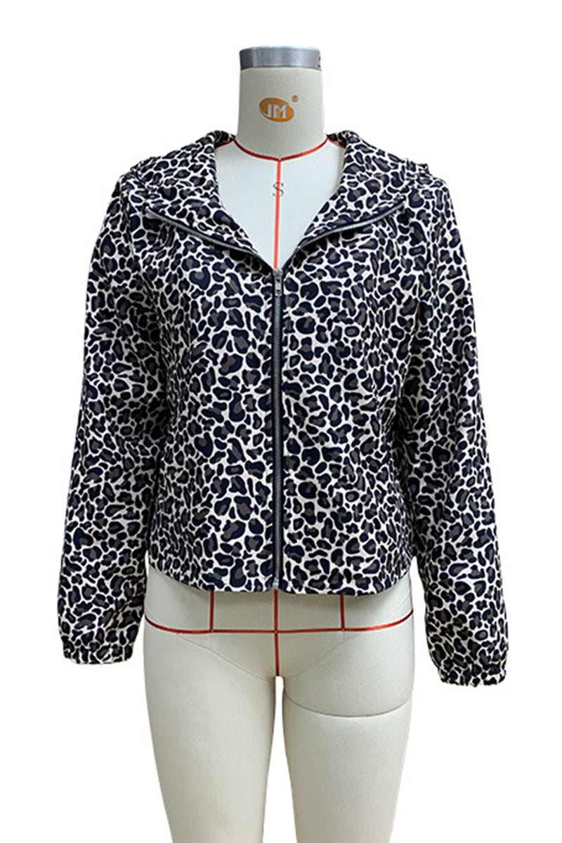 Leopard Print Hooded Zip Jacket with Stylish Pocket Details