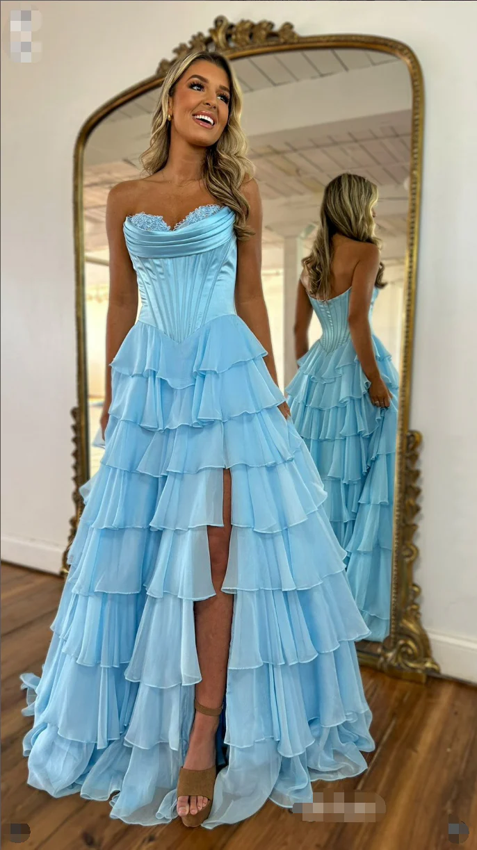 Special Tiered Quinceanera Dresses Side Slit A-Line Tulle Prom Gown