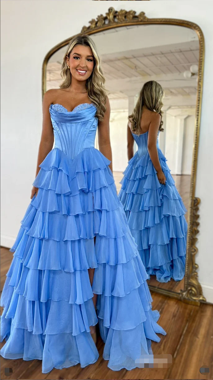 Special Tiered Quinceanera Dresses Side Slit A-Line Tulle Prom Gown