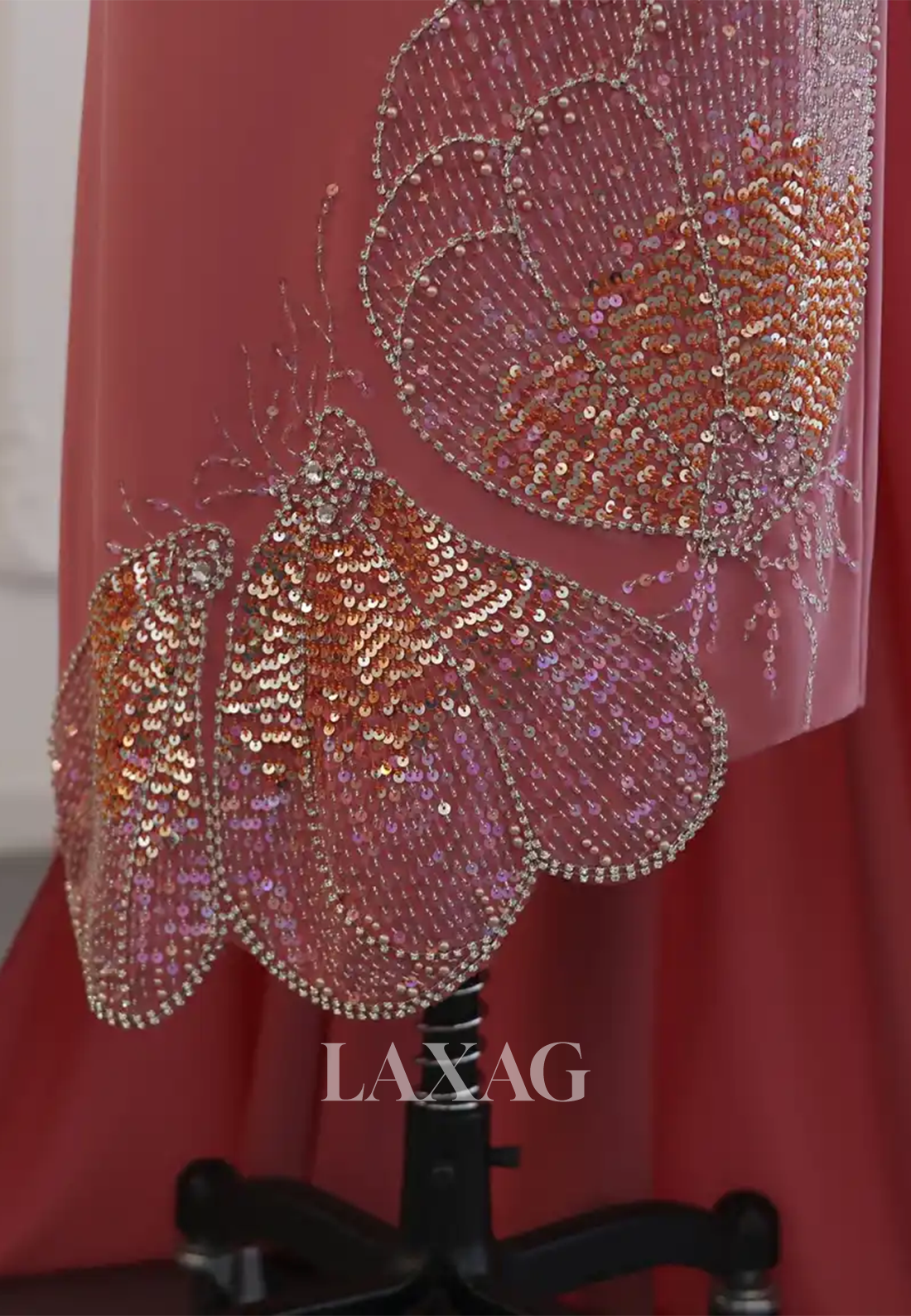 Scoop-Neck Sleeveless Pleated Mermaid Evening Dress Sequined Ankle-Length Formal Gowns with Train