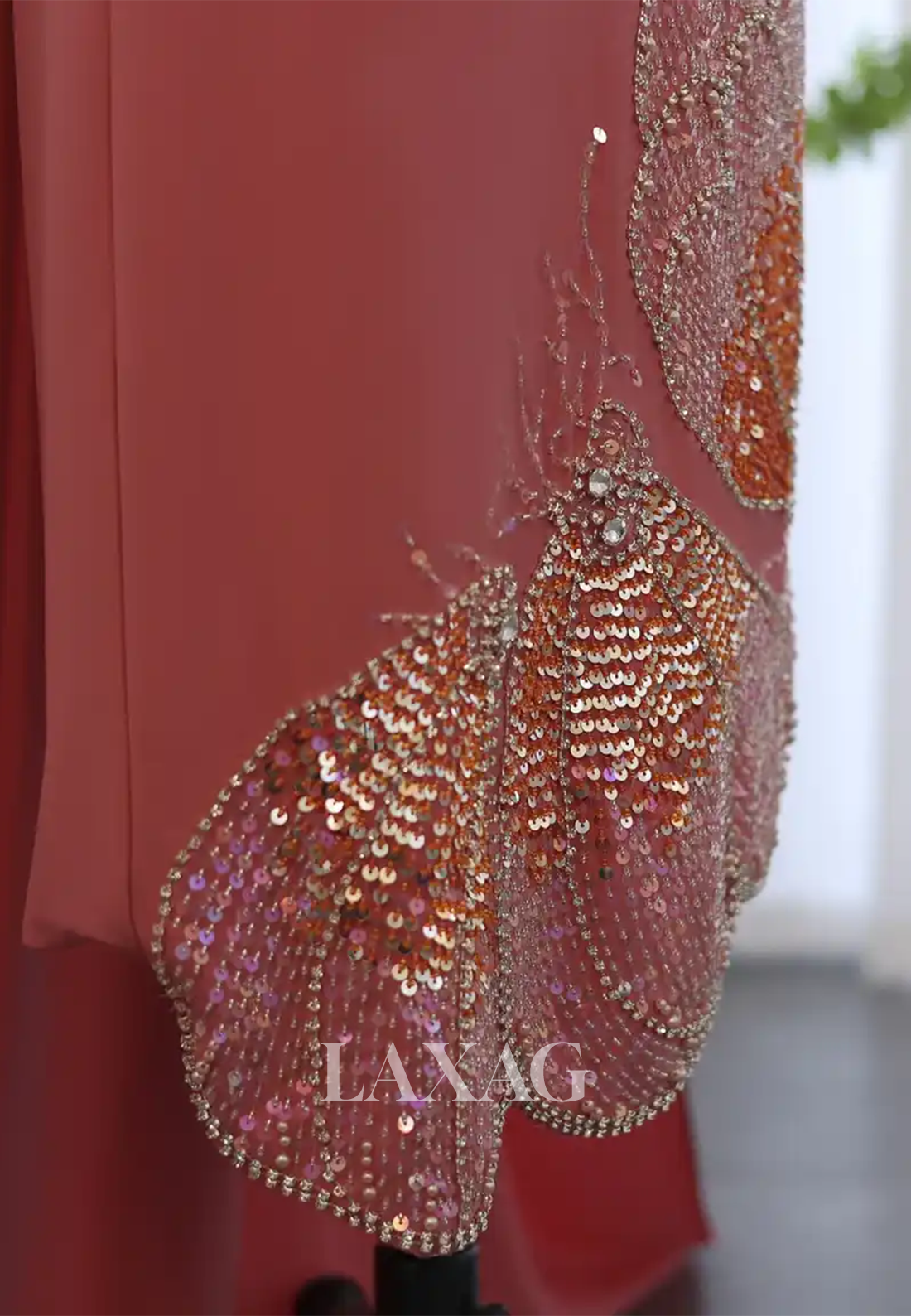 Scoop-Neck Sleeveless Pleated Mermaid Evening Dress Sequined Ankle-Length Formal Gowns with Train