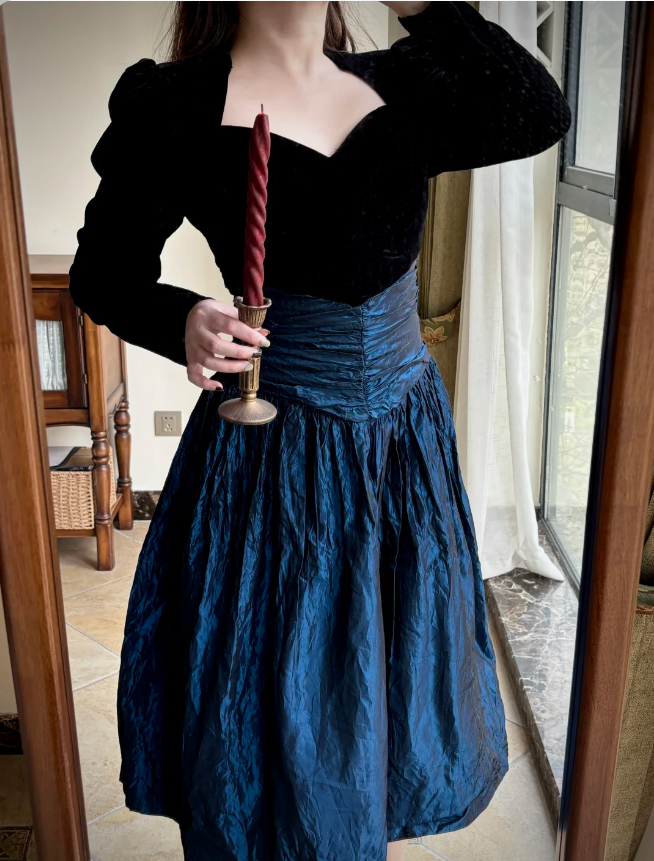 Vintage Black And Blue A-line Long-sleeved Velvet And Satin Prom Dress Evening Dress P4187