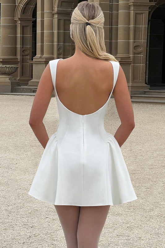 Solid Sleeveless Backless Bodycon Cocktail Dress - View 2
