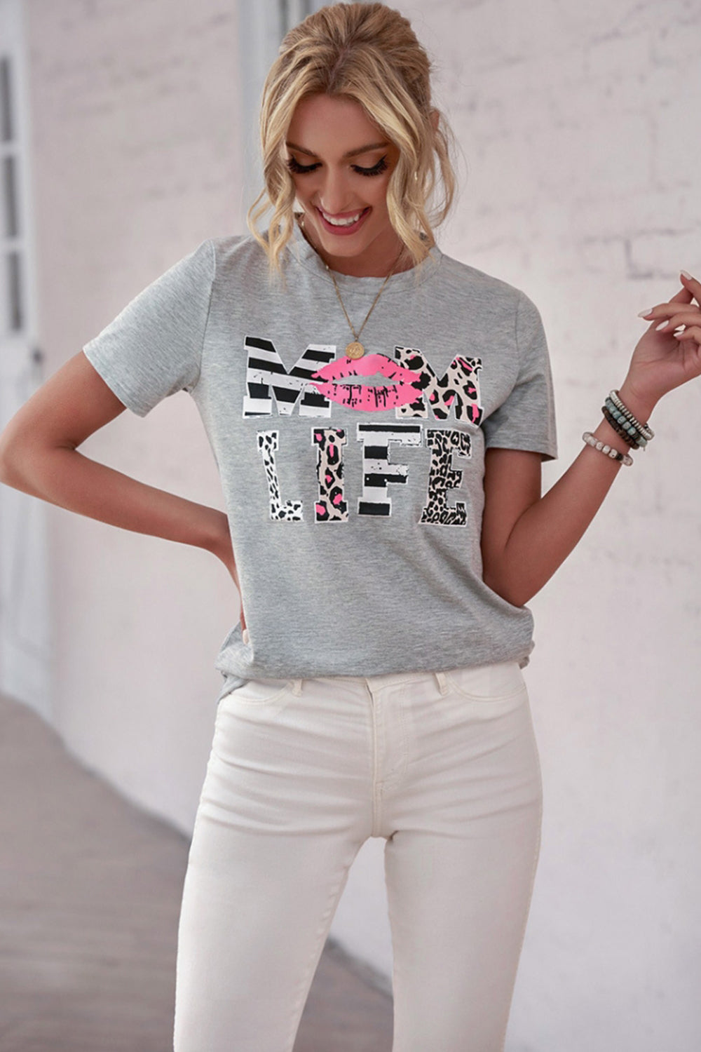 Letter Lip Print Round Neck T-Shirt