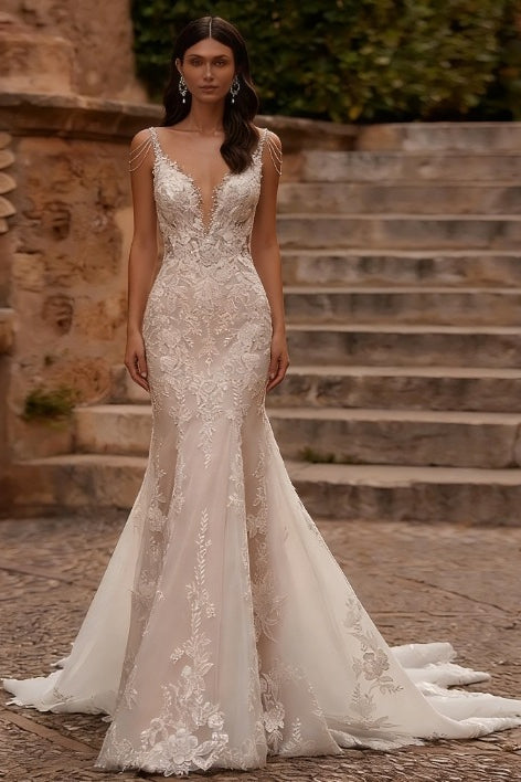 Floral Lace V-Neck Mermaid Wedding Gown 3